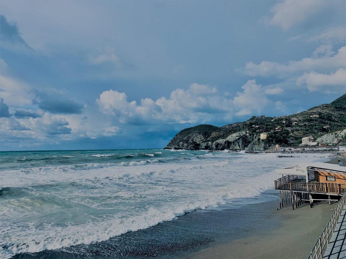 Hotel Baia Di Levanto Exterior photo