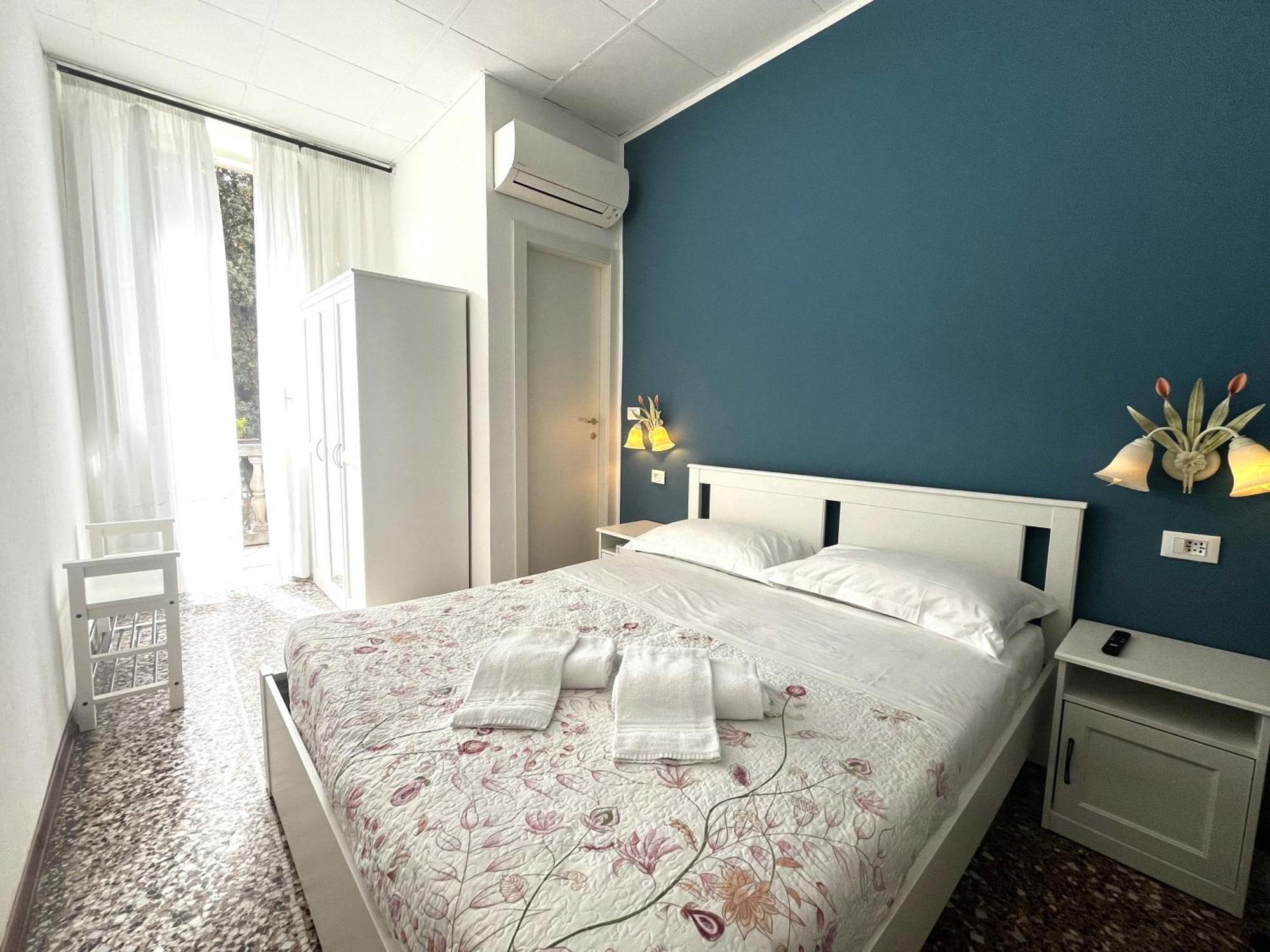 Hotel Baia Di Levanto Exterior photo